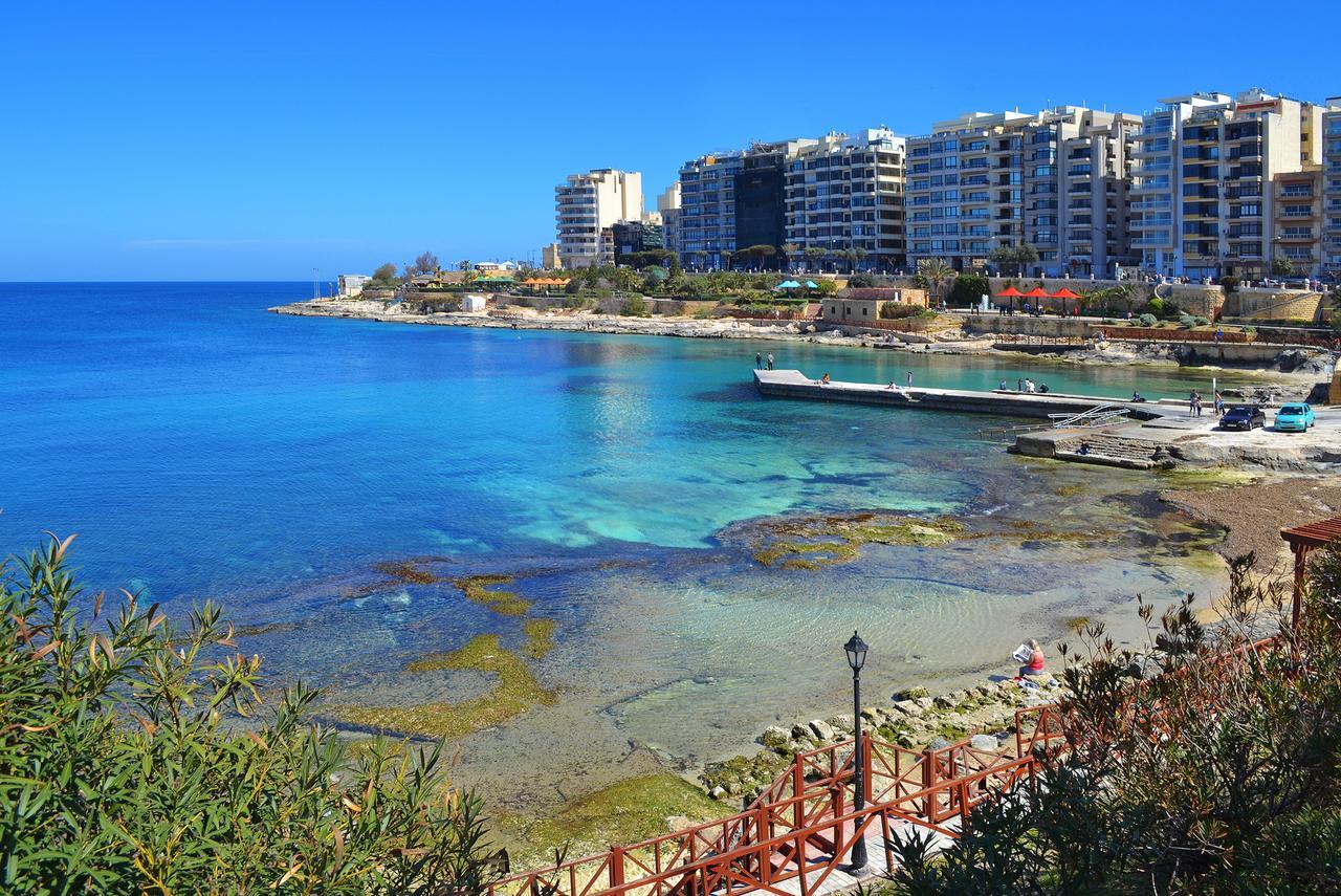 Marvellous Seafront Apartment Sliema Exterior photo